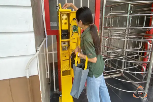 เครื่องแลกเหรียญ ปากคลองตลาด 2