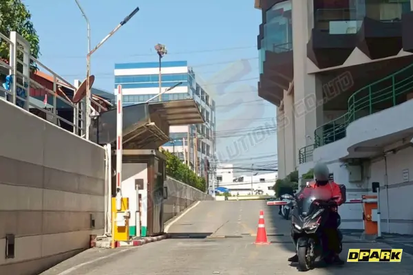 บอร์ดไม้กั้น