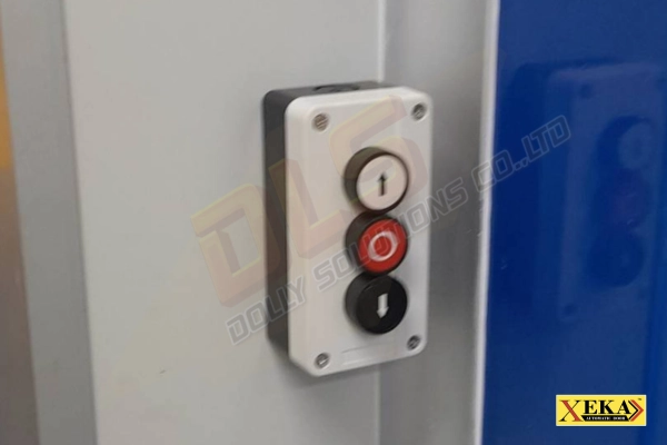ประตูม้วนผ้าใบ PVC