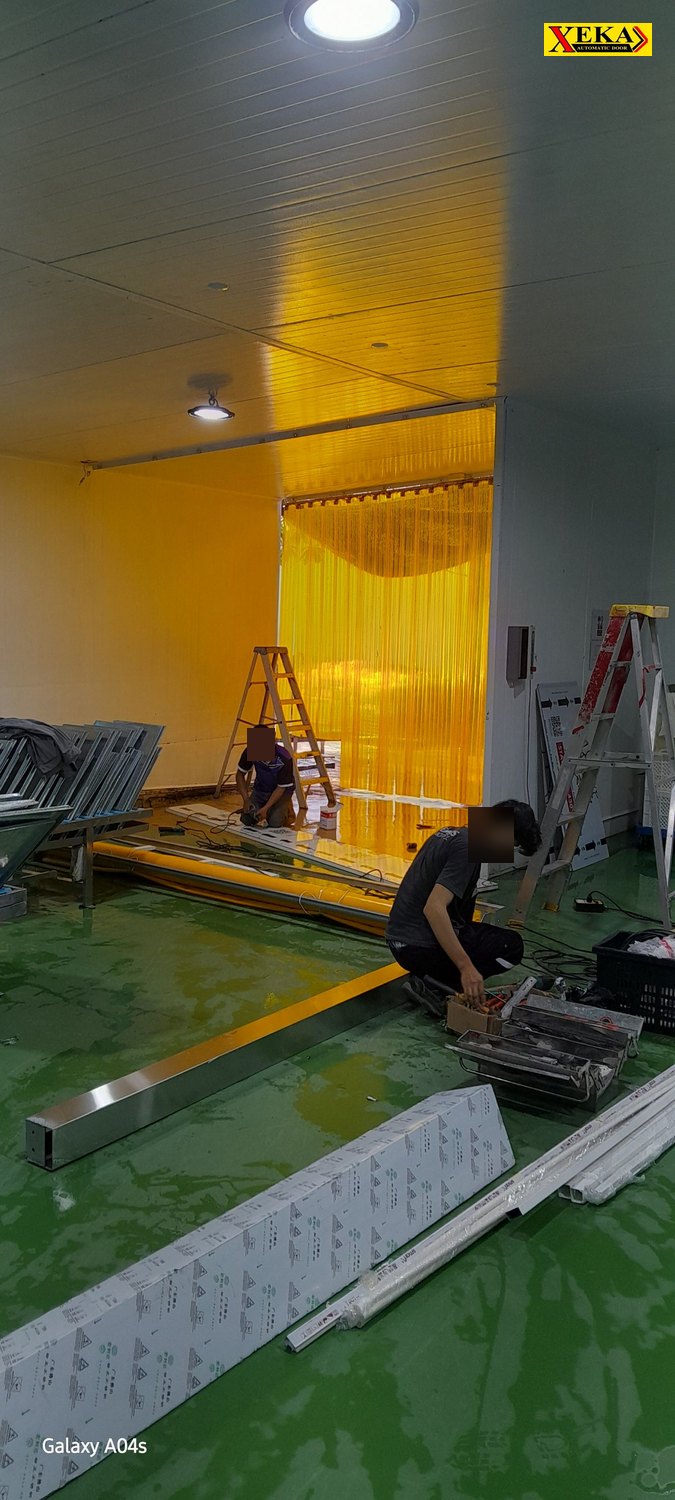 ติดตั้งประตู PVC High Speed Doorหน้างานจริง