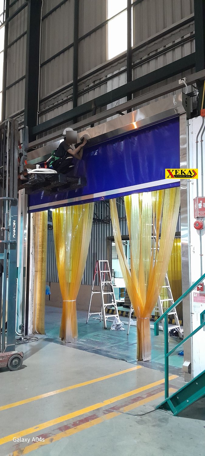 ประตู PVC High Speed Doorที่ บริษัท เอเอ็นบี บรรจุภัณฑ์ จำกัด จ.สมุทรสาคร